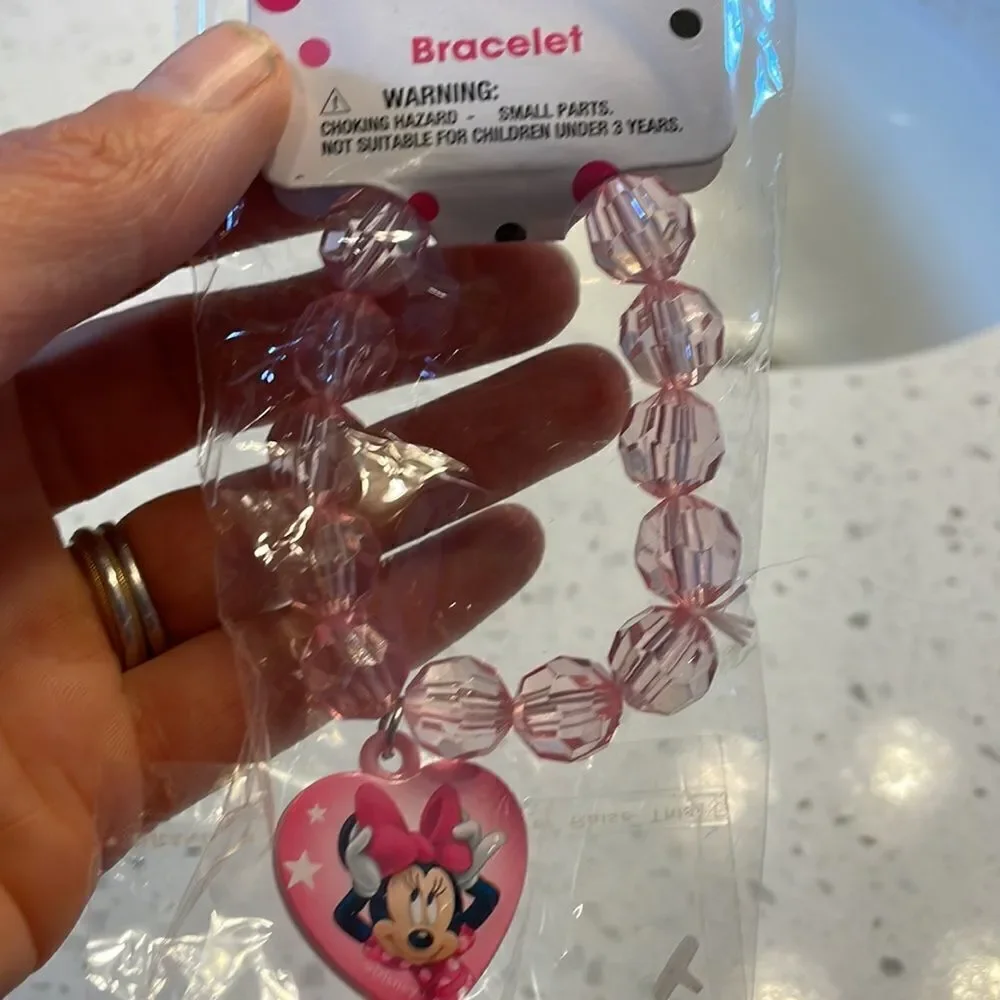 Nwt Minnie Mouse heart bracelet